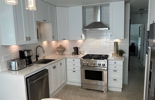 Bayview Casa | Sophisticated charm in St Petersburg, FL
