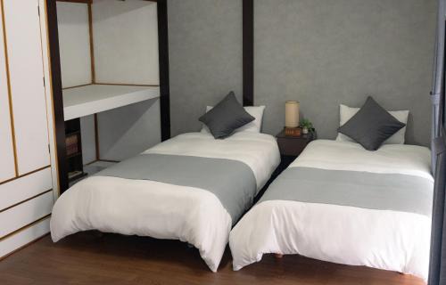 Kita Apartamento | SORAHOME Direct access to city Manga & bicycle included