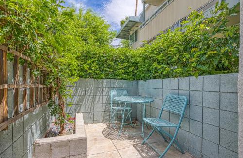 Old Las Palmas Hotel | Sordid Lives Condo Permit# 3202