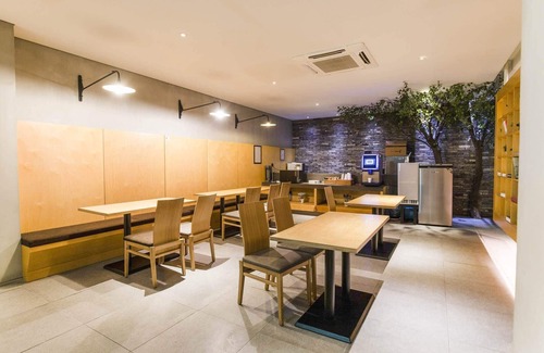 Gunja-dong Hotel | Sota Stay Gundae