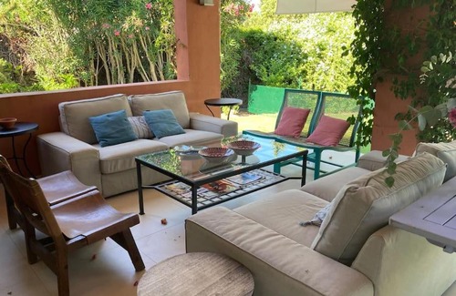 Sotogrande Casa | SOTOGRANDE, Bonita Villa individual con piscina y gran jardín