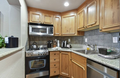 Midway Villa | Soul Rejuvenation~Hot Spring & Holistic Body Services Villa 2034-1