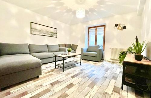 Soultz-Haut-Rhin Apartamento | Soultz Centre - Wifi Fibre - Terrasse - Garage 2 places - Netflix