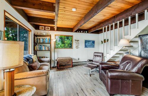 Shelton Casa | Sound Retreat