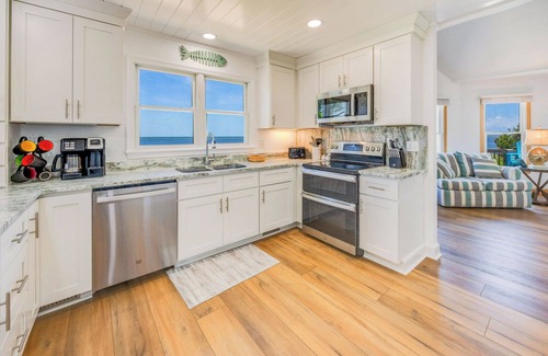 Frisco Casa | Deriva a Soundfront Paradise, Frisco. Renovaciones 2019, nueva bañera de hidromasaje, deportes de viento