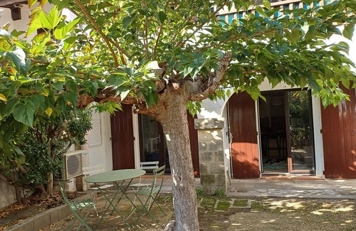 Saintes-Maries-de-la-Mer Apartamento | "Sous le Mûrier": apartment 5 minutes from the sea on foot