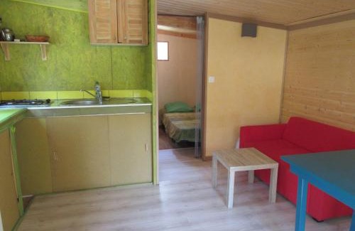 La Palud-sur-Verdon Chalet De Esquí | sous les arbres