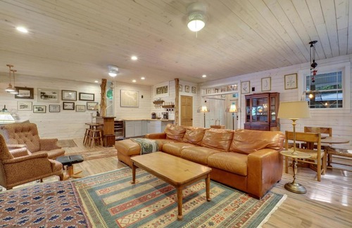 East Jordan Casa | South Arm Shores