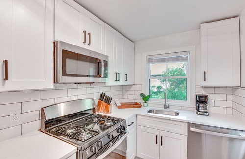 Near Northwest Casa | South Bend Stay Close to Notre Dame!