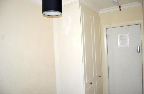 Selsdon and Ballards Casa | South Croydon