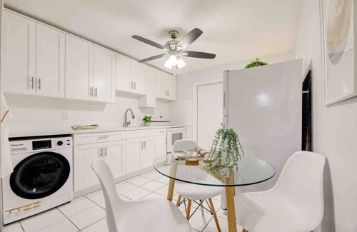 Riverside Park Apartamento | South Florida Oasis: Comfortable and Central #5
