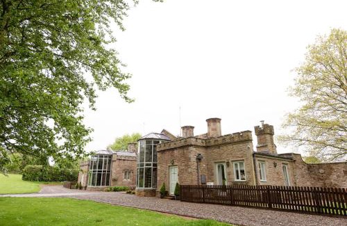 Pudleston Casa | South Lodge at Pudleston Court