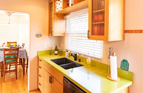 South Mission Beach Casa | South Mission Beach Cottage-San Luis Rey Pl.