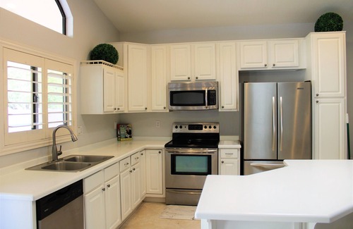Foothills Casa | South Mountain Sanctuary-backyard privacy- -cul-de-sac- pool-STR2024003324