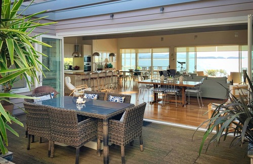 Culburra Beach Casa | Escapada frente al mar de lujo 'Pacífico Sur'