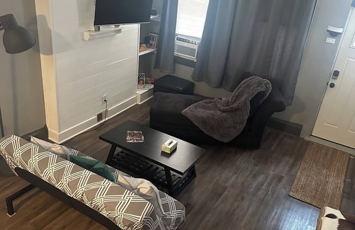 Point Breeze Casa | South Philly spot