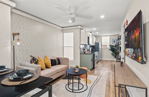 Passyunk Square Apartamento | South Philly Stunner- Walk to Cheesesteak Heaven