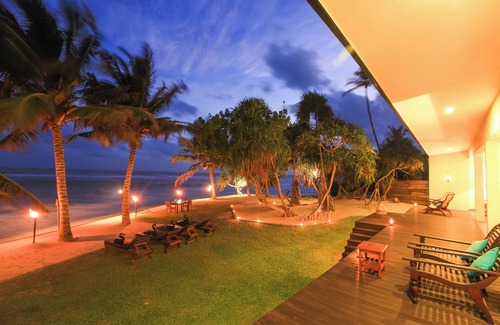 Kathaluwa Villa | South Point Villa - Whole Villa (Sleeps 6)