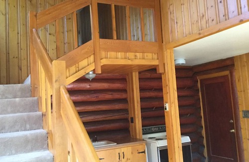 Lander Apartamento | Lado sur Iniciar sesión unidad de invitados en casa en la corriente