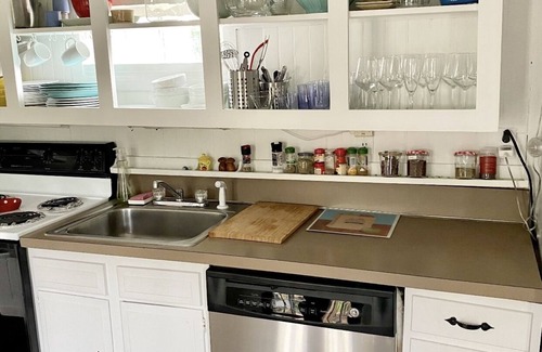 Southampton Cabaña | Southampton Beach & Town Cottage