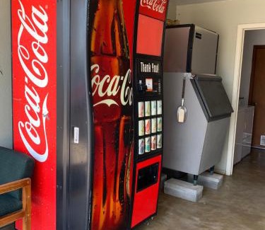 Waldron Hotel | Southern Nights Motel