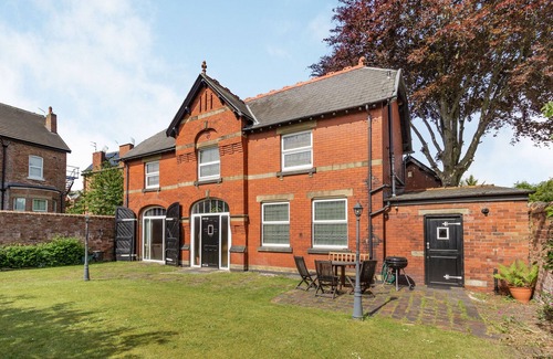 Southport Cabaña | Southport Coach House, SOUTHPORT