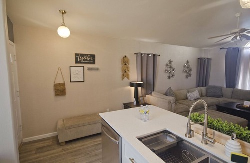 Greenacres Casa | Southwest 2 Bedroom 1 Bathroom house Pets Ok