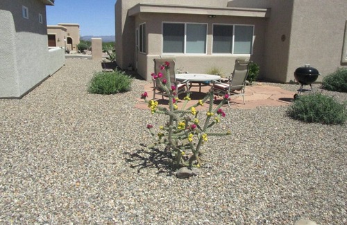 Sierra Vista Casa | Southwest Bungalow in Historic Area
