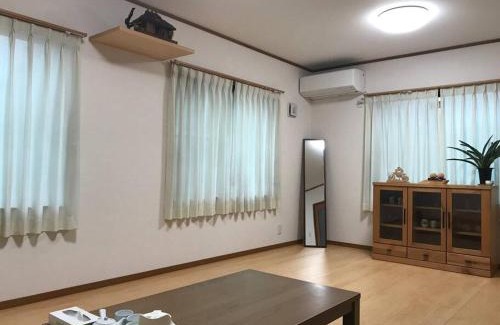 Kikugawa Apartamento | SOZENSYA 駅、高速インターに近い新築日本家屋です。庭が広く、BBQも楽しめます。