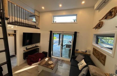 Adstock Casa | Spa - Chalet Sur Les Sentiers du Pic-Bois
