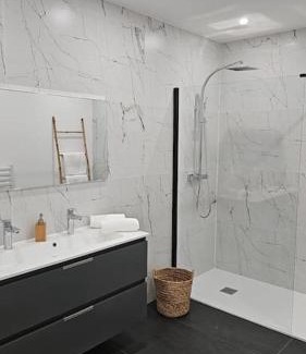 Bar-le-Duc Apartamento | Spa des ducs loft 3