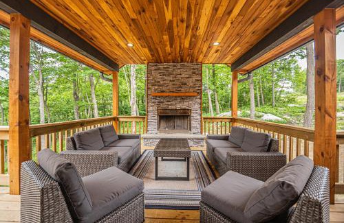 McHenry Casa | Space Mountain