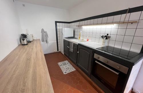 Saint-Brisson-sur-Loire Casa | Spacieuse Maison de Village - Baby-foot & Fléchettes