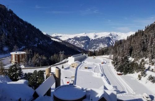Macot-la-Plagne Apartamento | Spacieux appart rénové, 3 pièces + cabine, proche pistes, 8 pers, animaux admis - FR-1-181-1913