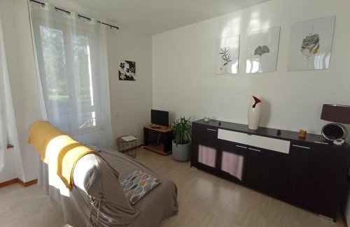 Pouzac Apartamento | Spacieux appartement calme
