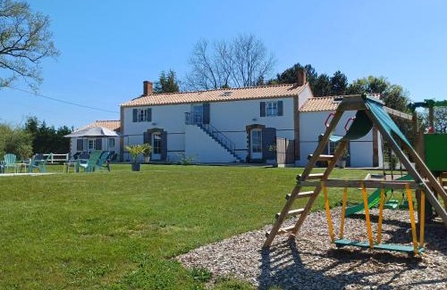 Soullans Casa | Spacieux Gîtes en Vendée avec Piscine Chauffée - FR-1-426-596