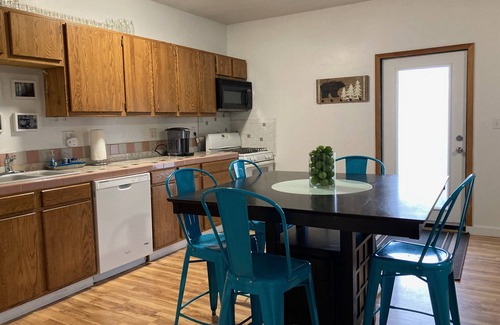 Ketchikan Apartamento | Spacious 1 Bedroom Apartment