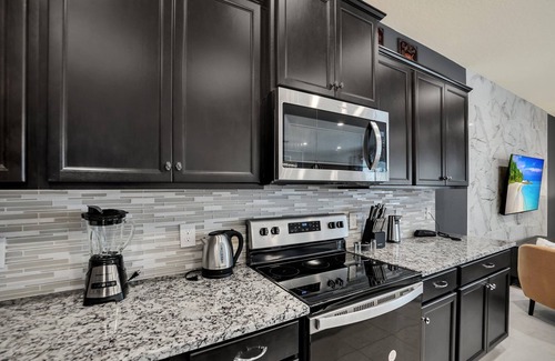 Davenport Villa | Spacious 10Bed Pool Home with Game Room-4265LA