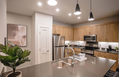 McAllen Apartamento | Spacious 2 bed 2 bath apt in Mcallen Downtown Area -Near Plaza Mall