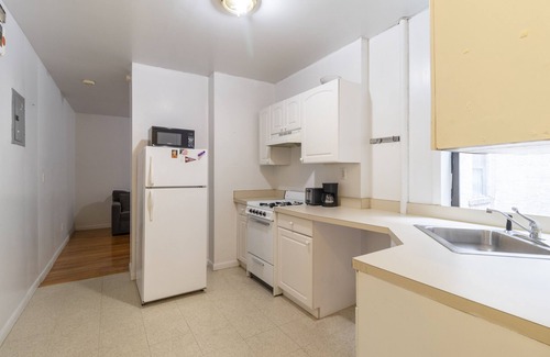 Upper East Side Apartamento | Spacious 2 BR on Upper East Side