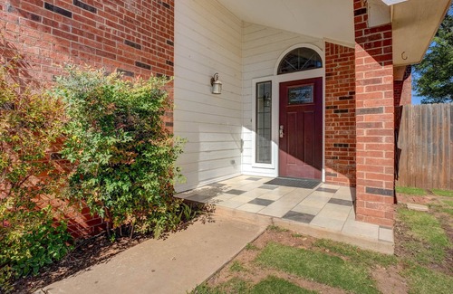 Lubbock Casa | Spacious 2-story house in a quiet residential neighborhood