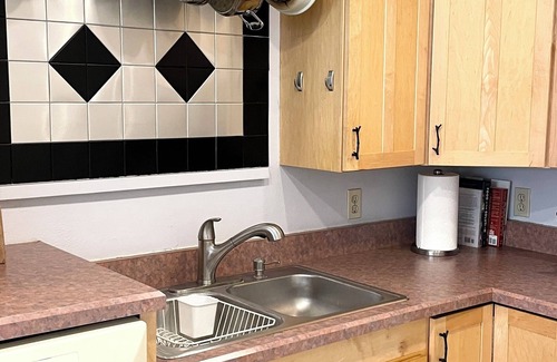 Newlands Casa | Spacious 2BR/2BA Boulder Retreat Walk to Pearl Street & Trails & More!