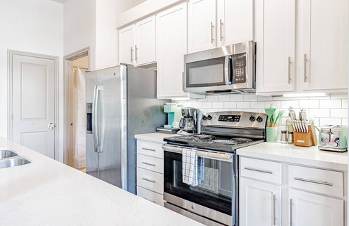 Montopolis Apartamento | Spacious 2BR King Beds Suite, 8 Min to Downtown