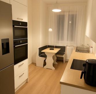Nivy Apartamento | Spacious 2BR Retreat for Families & Friends near City Center