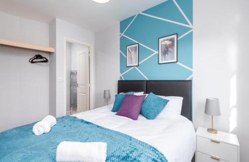 Ashford Casa | Spacious 3 Bed House For 5- City Central - Free Parking