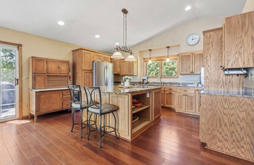 Detroit Lakes Casa | Spacious 3-bedroom year around Cabin near Detroit Lakes on Scenic Pelican Lake