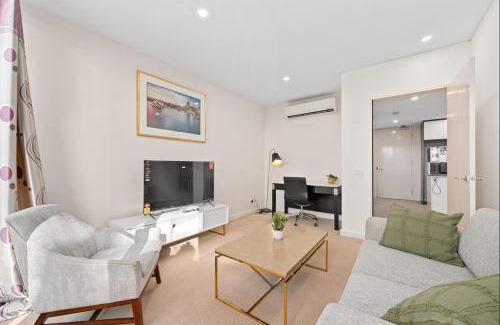 Lyneham Apartamento | Spacious 3-Bedroom Apartment with Lifestyle Amenities Lyneham