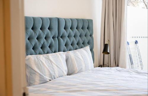 Lyneham Apartamento | Spacious 3-Bedroom Apartment with Lifestyle Amenities Lyneham