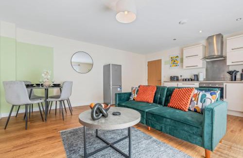 Leicester City Centre Apartamento | Spacious 3-Bedroom Flat, Family-Friendly, Central Location, Fast Wi-Fi, Guests 7