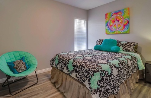 College East Casa | Spacious 3-Bedroom Home near SDSU with King Bed + Pool + 2 Assigned Parking
